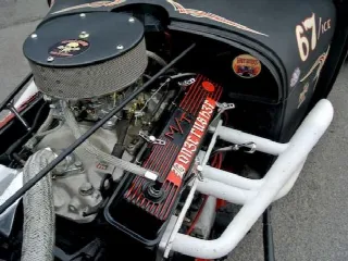 Foto 1 di 6: AAR Eagle rat rod