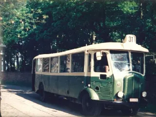 Foto 1 di 3: RENAULT 11 Bus parisien de 1937 type TN4H