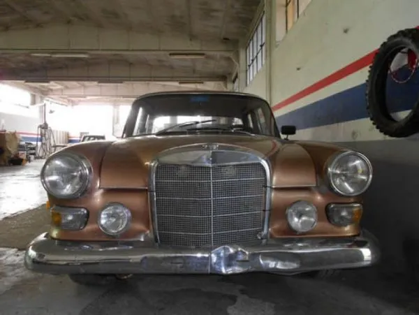 MERCEDES-BENZ  Mercedes 190 del 1960