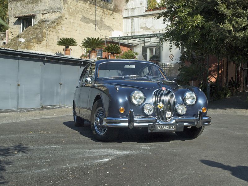 JAGUAR MKII 