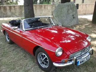 Foto 3 di 6: MG B roadster 1.8