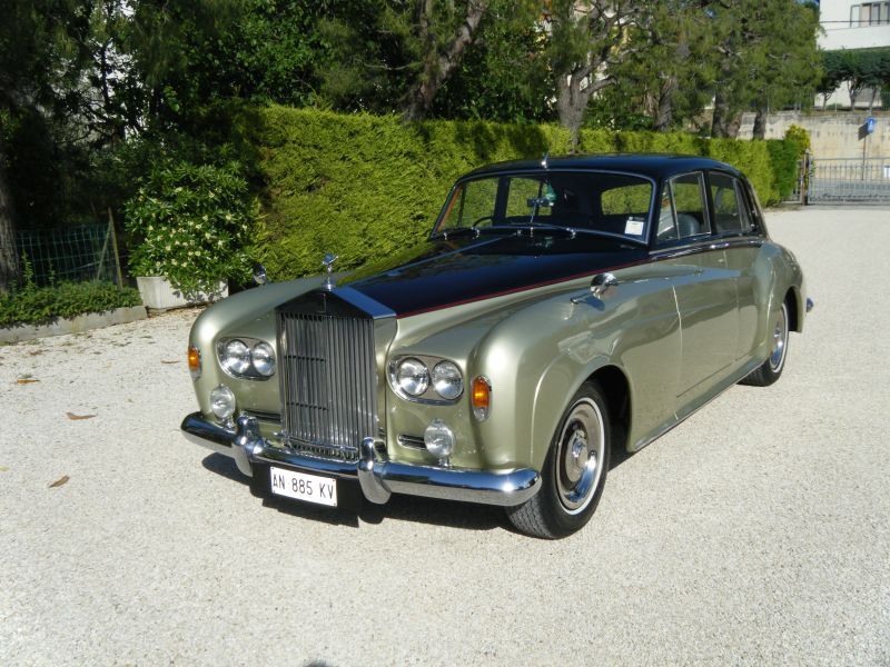 ROLLS-ROYCE SilverCloudIII(1962-1966) 