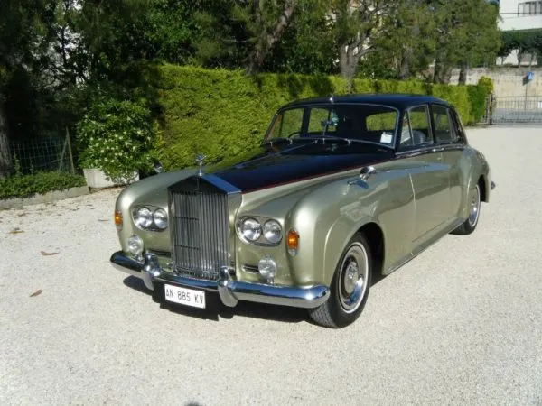 ROLLS-ROYCE SilverCloudIII(1962-1966)