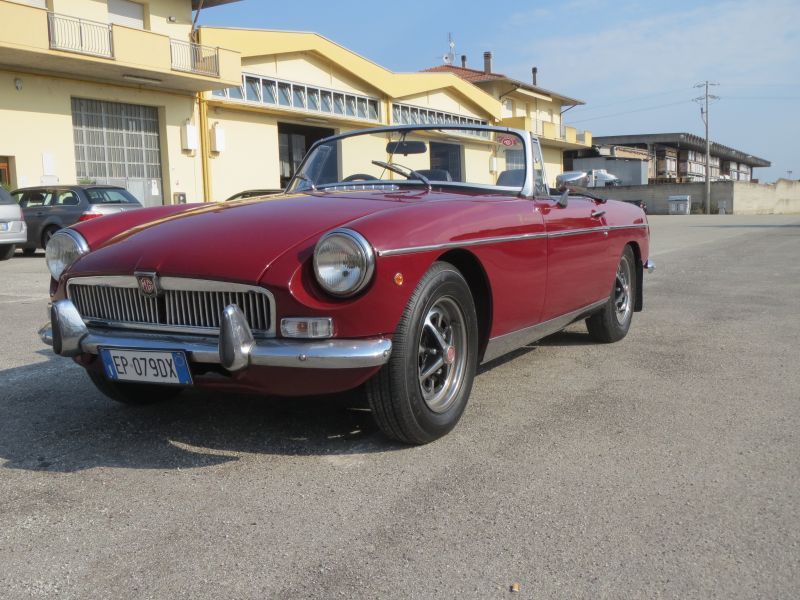 MG B Spider