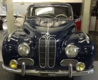 Foto 1 di 2: BMW 501 V8 - CONSERVATA