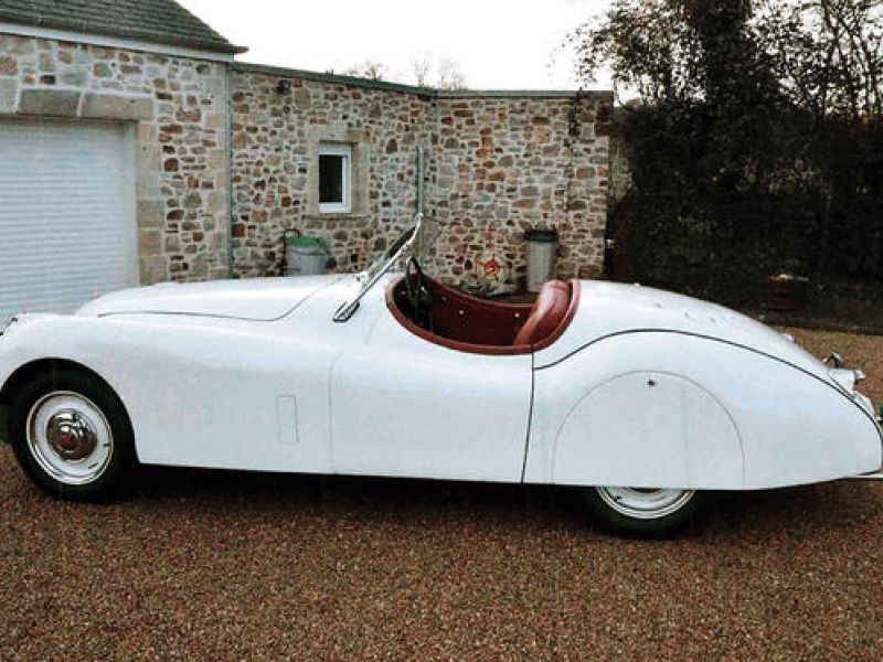JAGUAR XK120 
