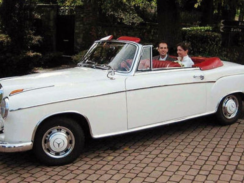 MERCEDES-BENZ 220(1951-1955) 220 SE 