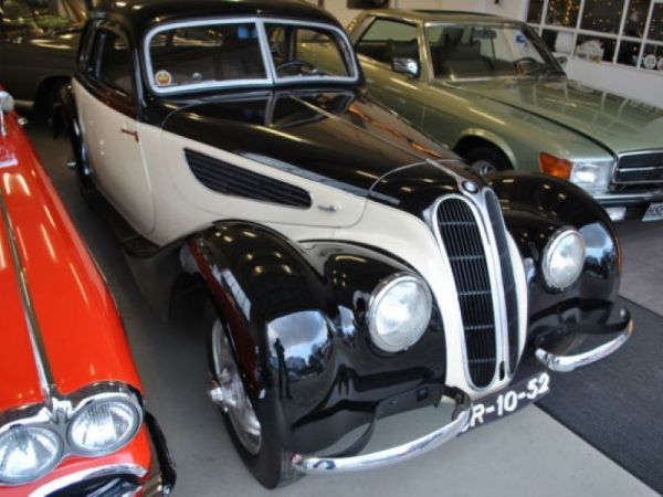 BMW 327/28 coupé 