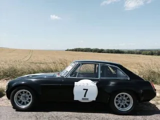 Foto 1 di 4: MG C 