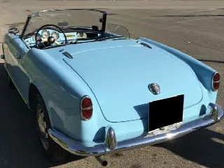 Foto 1 di 16: ALFA ROMEO Giulietta 750D SPIDER PASSO CORTO - 1 OF 300 - VERY RARE 