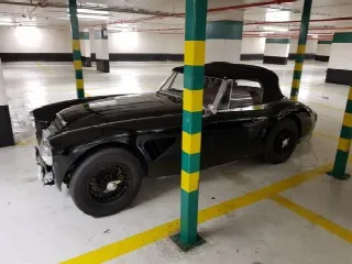 Foto 1 di 4: AUSTIN HEALEY 3000 BJ7 