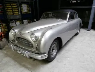 Foto 1 di 1: JENSEN Interceptor Early  6cyl 4L