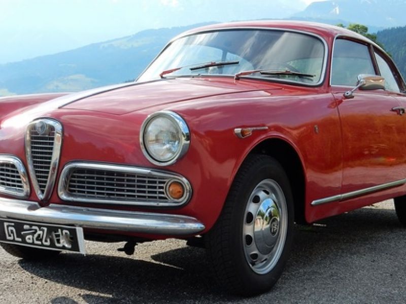 ALFA ROMEO Giulietta 1300 Coupé Sprint 