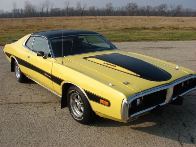 DODGE Charger 