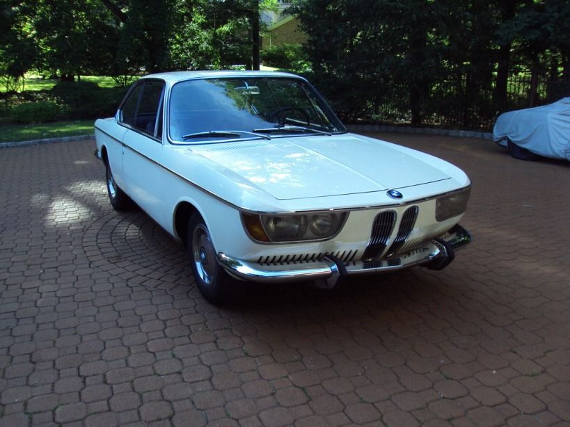 BMW 2000 