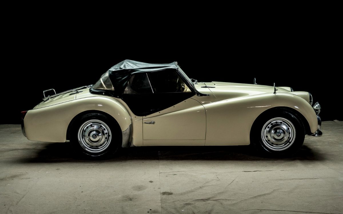 TRIUMPH TR3  
