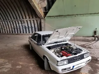 Foto 3 di 4: AUDI 90 TYP 85 Quattro 2.2l 20V Turbo 