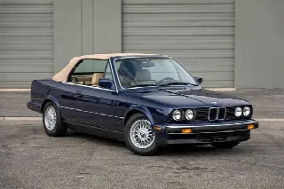 Foto 2 di 5: BMW 325  