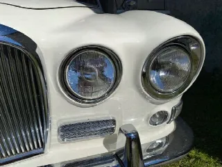 Foto 7 di 35: JAGUAR 420 Saloon 