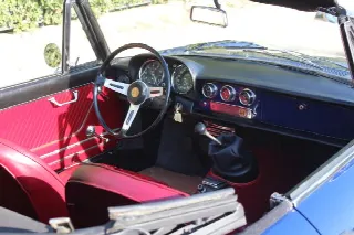 Foto 10 di 24: ALFA ROMEO Spider Osso di seppia 