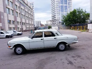 Foto 2 di 16: GAZ Other 2410 