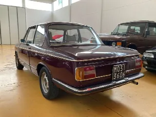 Foto 2 di 12: BMW 2002 automatic 