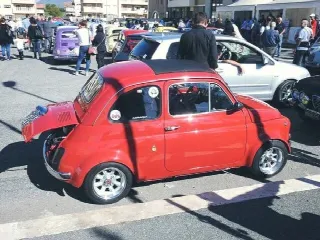 Foto 6 di 8: FIAT 500 Replica abarth  