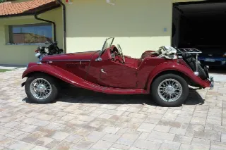 Foto 3 di 21: MG TF 1500 