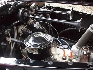 Foto 6 di 7: DODGE DeluxeSix D11 de Luxe  1939  