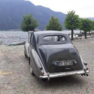 Foto 6 di 7: BENTLEY R-Type   