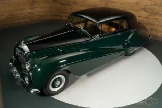 Foto 1 di 10: BENTLEY R-Type Park Ward Coupe