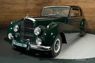 Foto 8 di 10: BENTLEY R-Type Park Ward Coupe