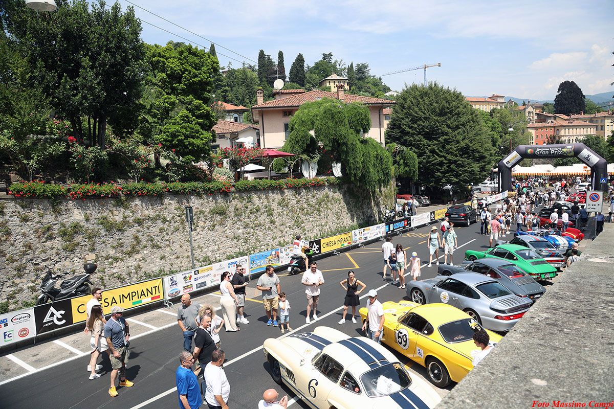 OldCar24 Media Partner & Sponsor del Bergamo Historic Gran Prix 2026: edizione straordinaria con oltre 80 auto in corsa sul Circuito delle Mura
