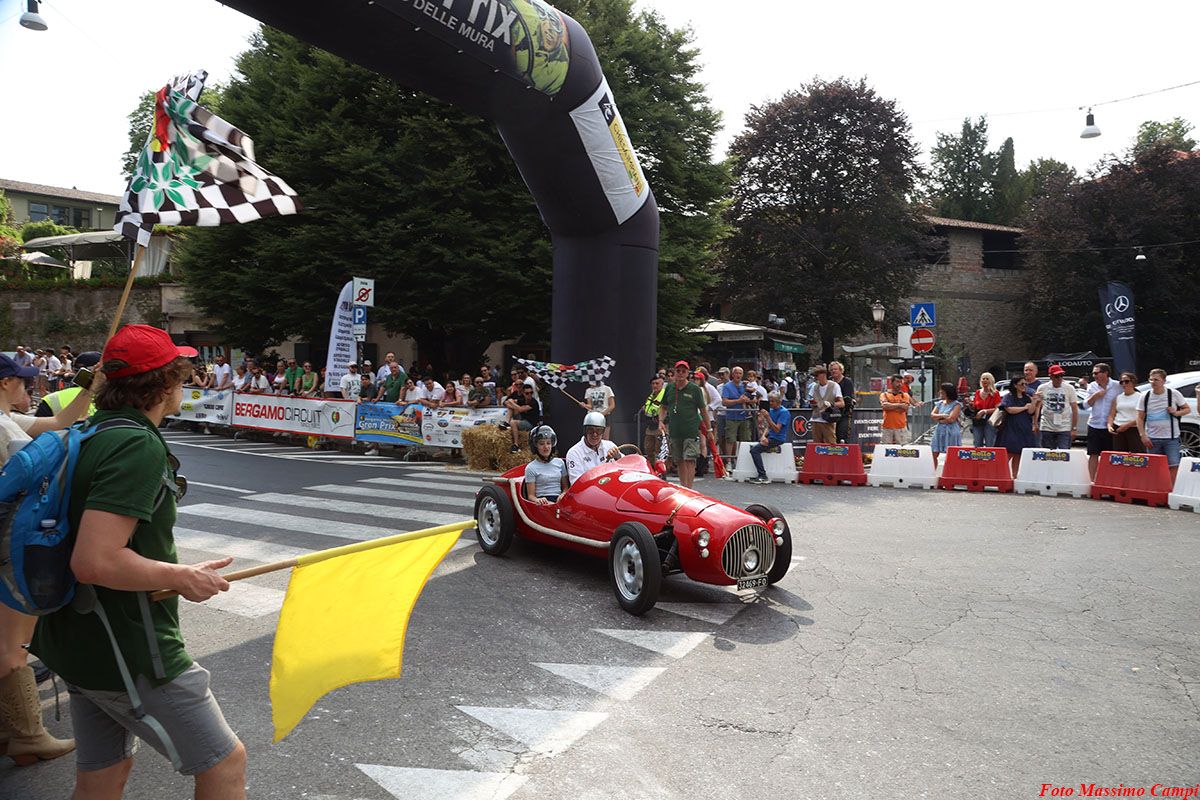 OldCar24 Media Partner & Sponsor del Bergamo Historic Gran Prix 2026: edizione straordinaria con oltre 80 auto in corsa sul Circuito delle Mura