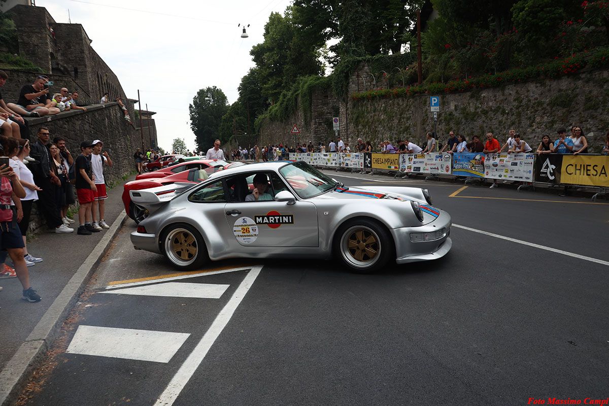 OldCar24 Media Partner & Sponsor del Bergamo Historic Gran Prix 2026: edizione straordinaria con oltre 80 auto in corsa sul Circuito delle Mura