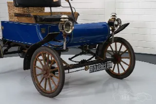 Foto 4 di 10: OLDSMOBILE Curved Dash 