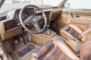 Foto 3 di 6: BMW 635 Csi  
