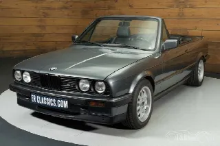 Foto 7 di 10: BMW 320