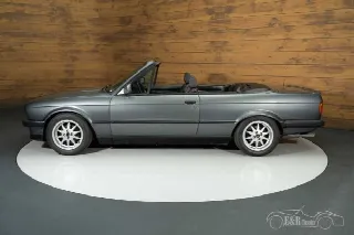 Foto 10 di 10: BMW 320
