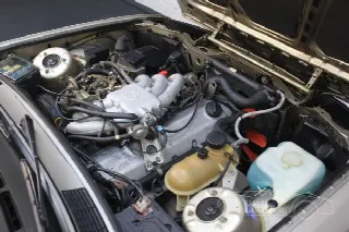 Foto 6 di 8: BMW 320 i E30 Coupe 1983 only 127,523 km Original Dutch 