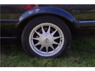 Foto 9 di 9: BMW 320 E30 Kit Hartge     