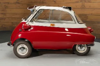 Foto 9 di 10: BMW Isetta