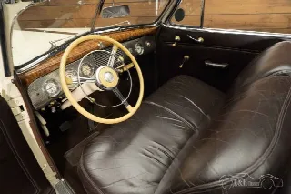 Foto 2 di 10: BUICK 8