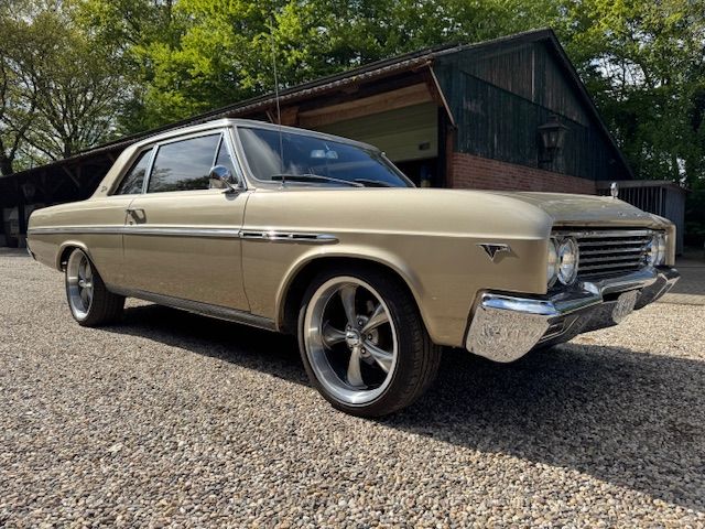 BUICK Skylark