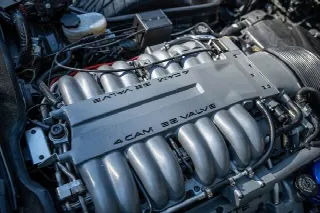 Foto 5 di 6: CHEVROLET Corvette C4 