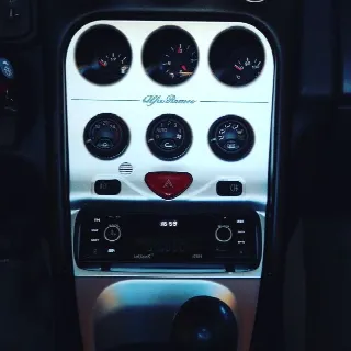 Foto 5 di 9: ALFA ROMEO GTV Twin spark 