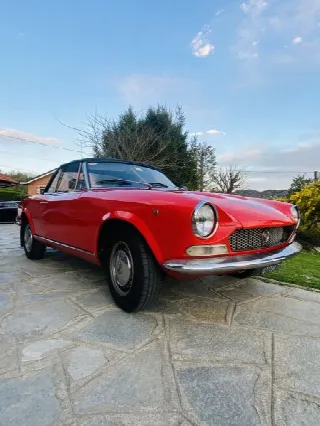Foto 1 di 1: FIAT 124 Spider sport   