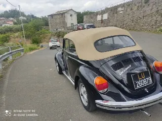Foto 5 di 15: Volkswagen Maggiolino Cabrio    