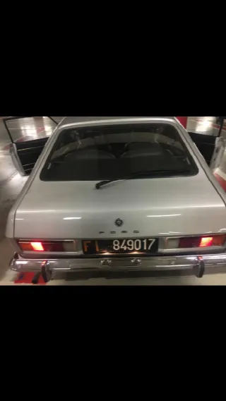 Foto 7 di 9: FORD Capri 1.3  