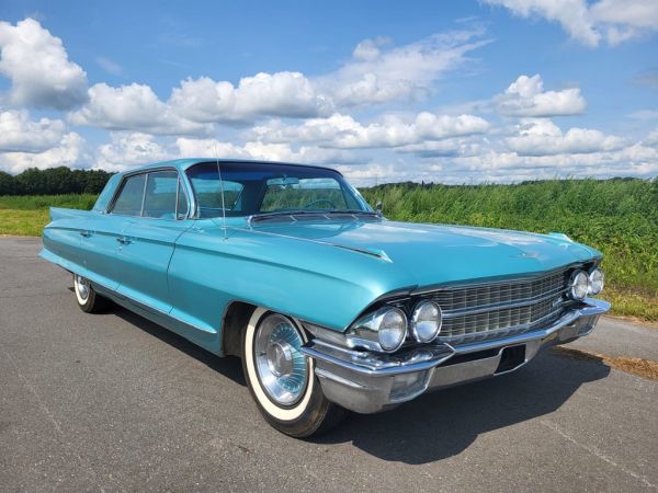 CADILLAC